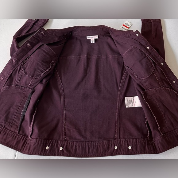 NWT. Style & Co  Classic Denim Jacket Size XS - Picture 6 of 11